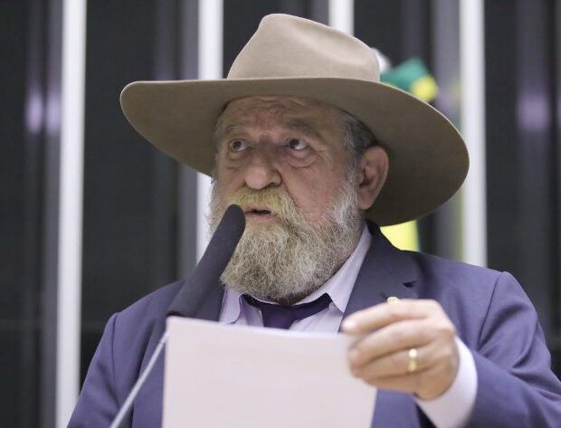 O Brasil do “Amor” ou o Brasil do Calote?